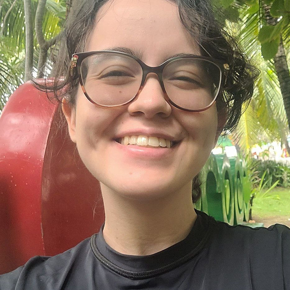 Emme Menezes